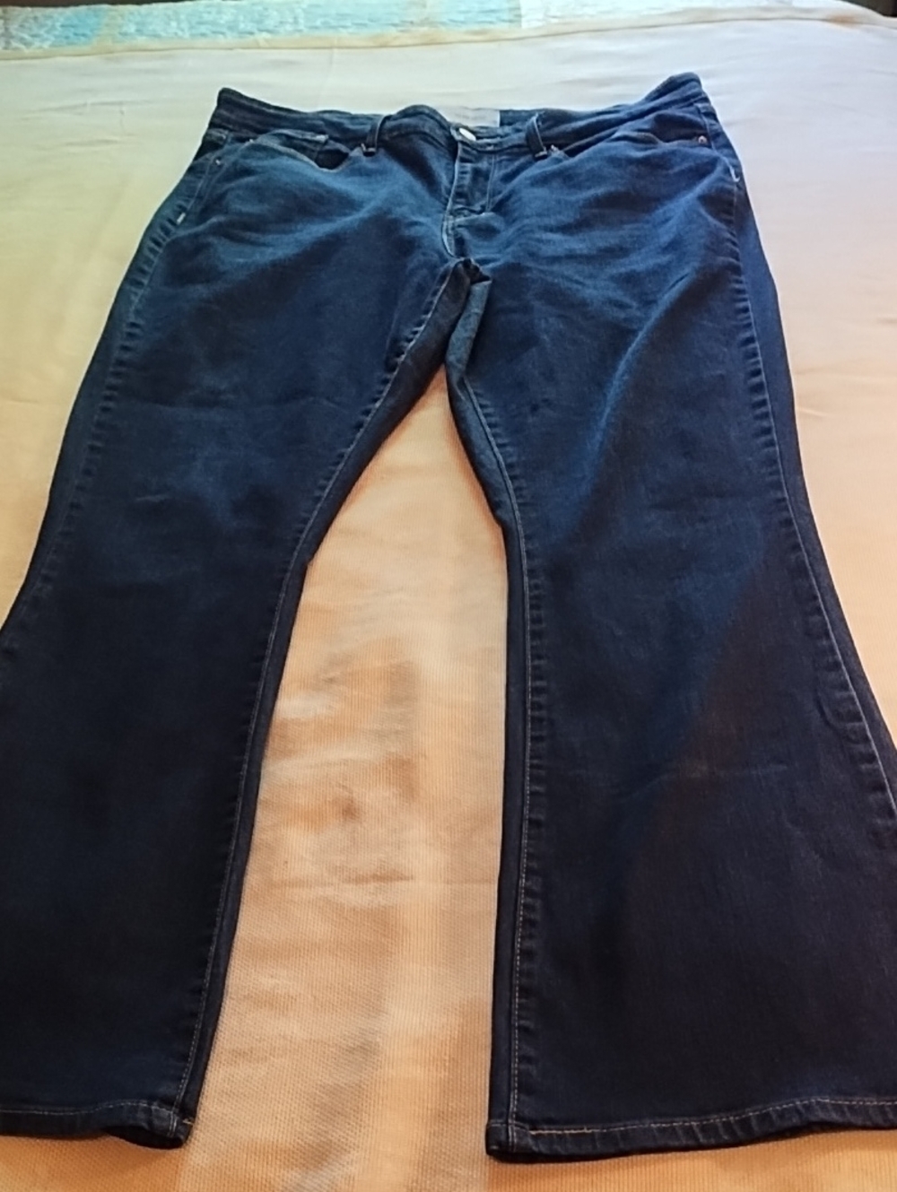 Dark Blue Women's Bootcut Jeans 33/30" Like New. Relaxed Fit. Unisex.